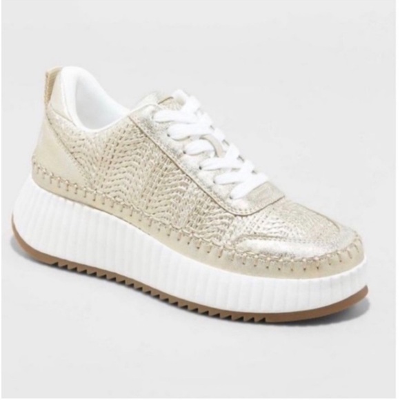 Women’s Persephone Sneakers.   Size 6.5.  Color White - Picture 4 of 11